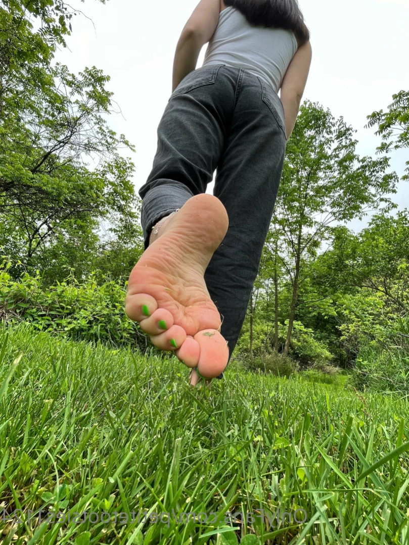 Petite Feet Penelope [ penelopestootsies739 ] Onlyfans leaked photo 12309771 on Hotleaks.tv