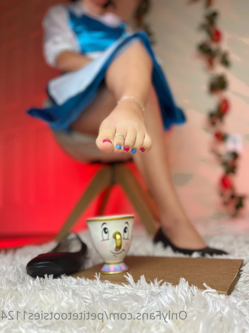 Petite Feet Penelope [ penelopestootsies739 ] Onlyfans leaked photo 12310097 on Hotleaks.tv