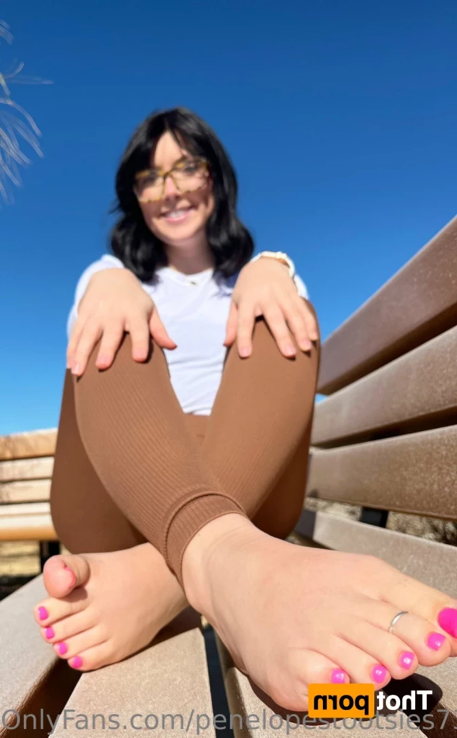 Petite Feet Penelope [ penelopestootsies739 ] Onlyfans leaked photo 12310375 on Hotleaks.tv