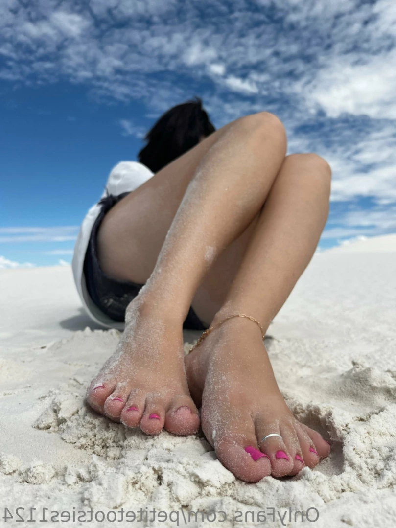 Petite Feet Penelope [ penelopestootsies739 ] Onlyfans leaked photo 12311165 on Hotleaks.tv