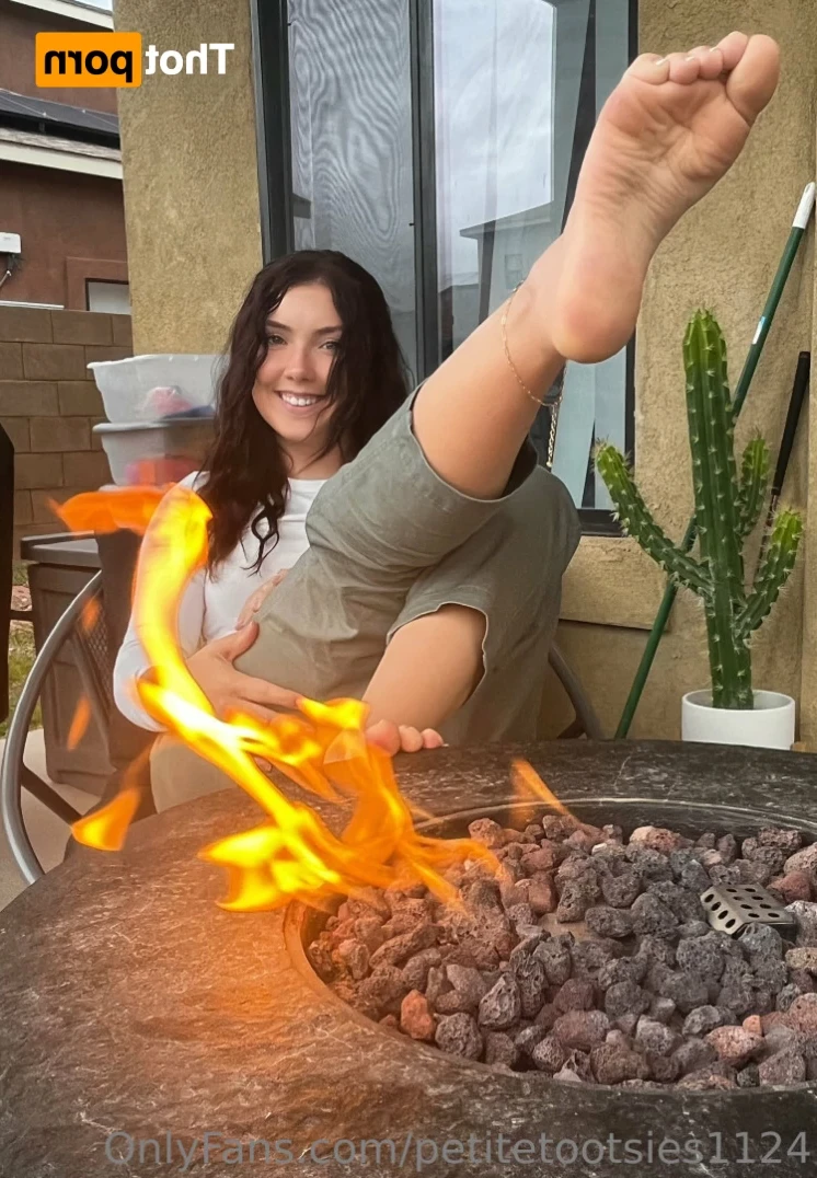 Petite Feet Penelope [ penelopestootsies739 ] Onlyfans leaked photo 12846710 on Hotleaks.tv