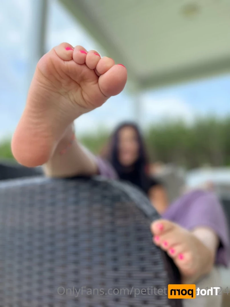 Petite Feet Penelope [ penelopestootsies739 ] Onlyfans leaked photo 13881217 on Hotleaks.tv