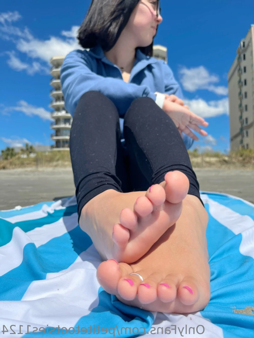 Petite Feet Penelope [ penelopestootsies739 ] Onlyfans leaked photo 15479276 on Hotleaks.tv