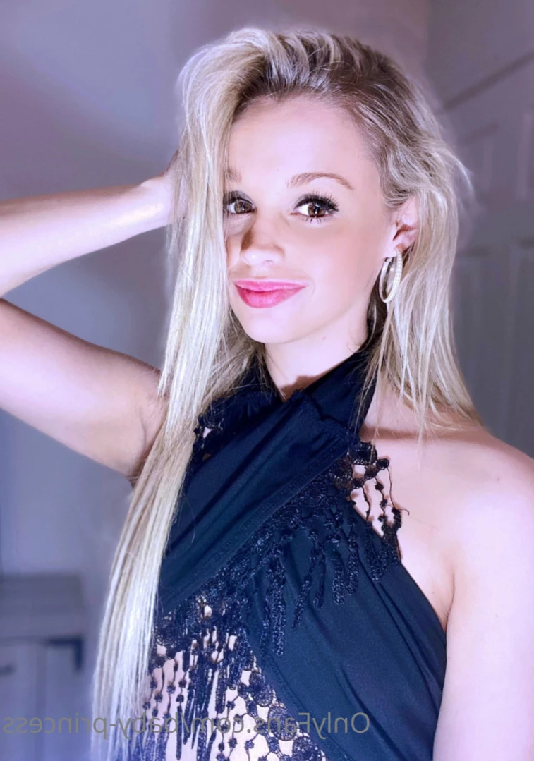 Vero Levesque👑onlyfan's princess👑 [ baby-princess ] Onlyfans leaked photo 12996032 on Hotleaks.tv