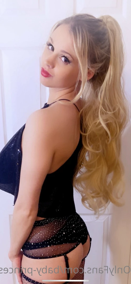 Vero Levesque👑onlyfan's princess👑 [ baby-princess ] Onlyfans leaked photo 16089361 on Hotleaks.tv