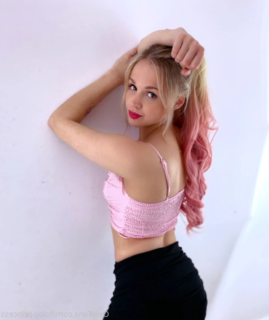 Vero Levesque👑onlyfan's princess👑 [ baby-princess ] Onlyfans leaked photo 16454884 on Hotleaks.tv