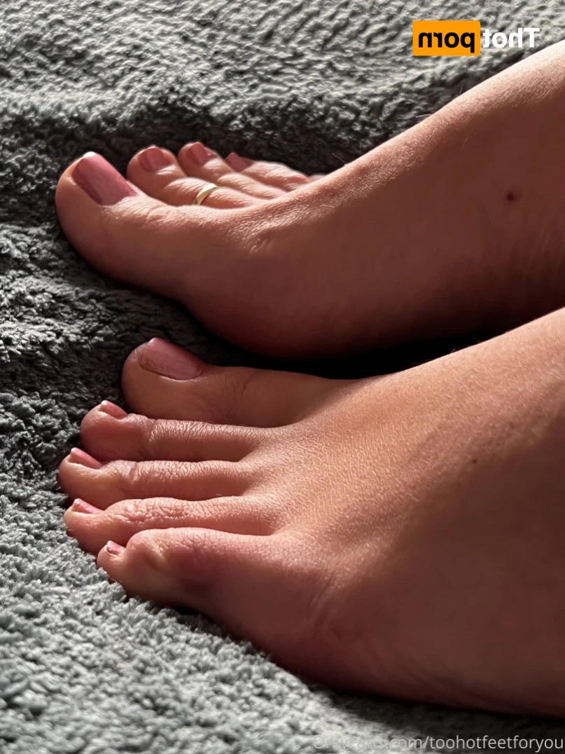 2hotfeet4you [ toohotfeetforyou ] Onlyfans leaked photo 13259307 on Hotleaks.tv