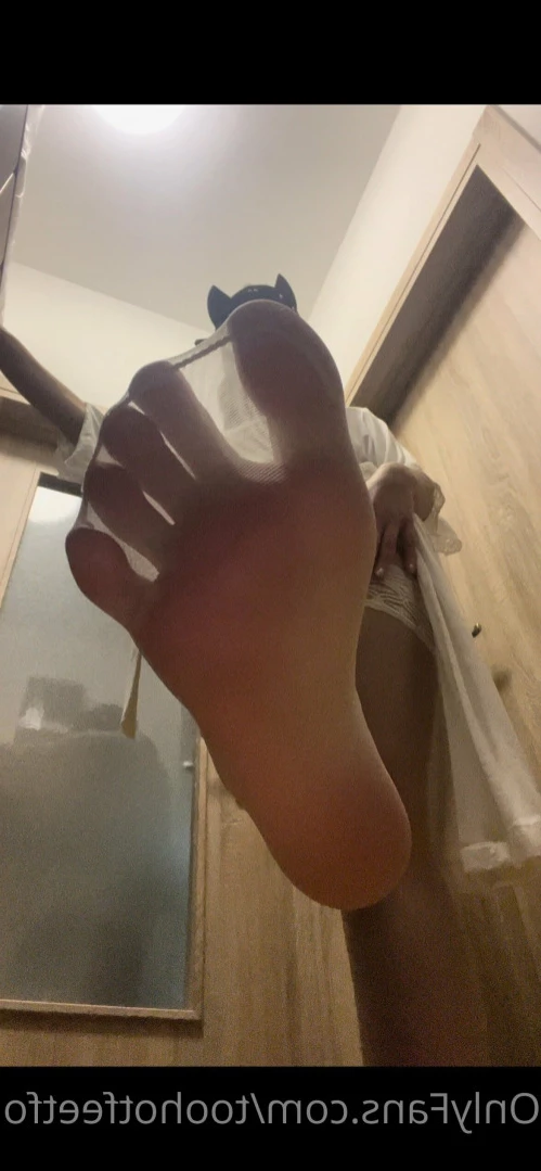 2hotfeet4you [ toohotfeetforyou ] Onlyfans leaked photo 13260004 on Hotleaks.tv