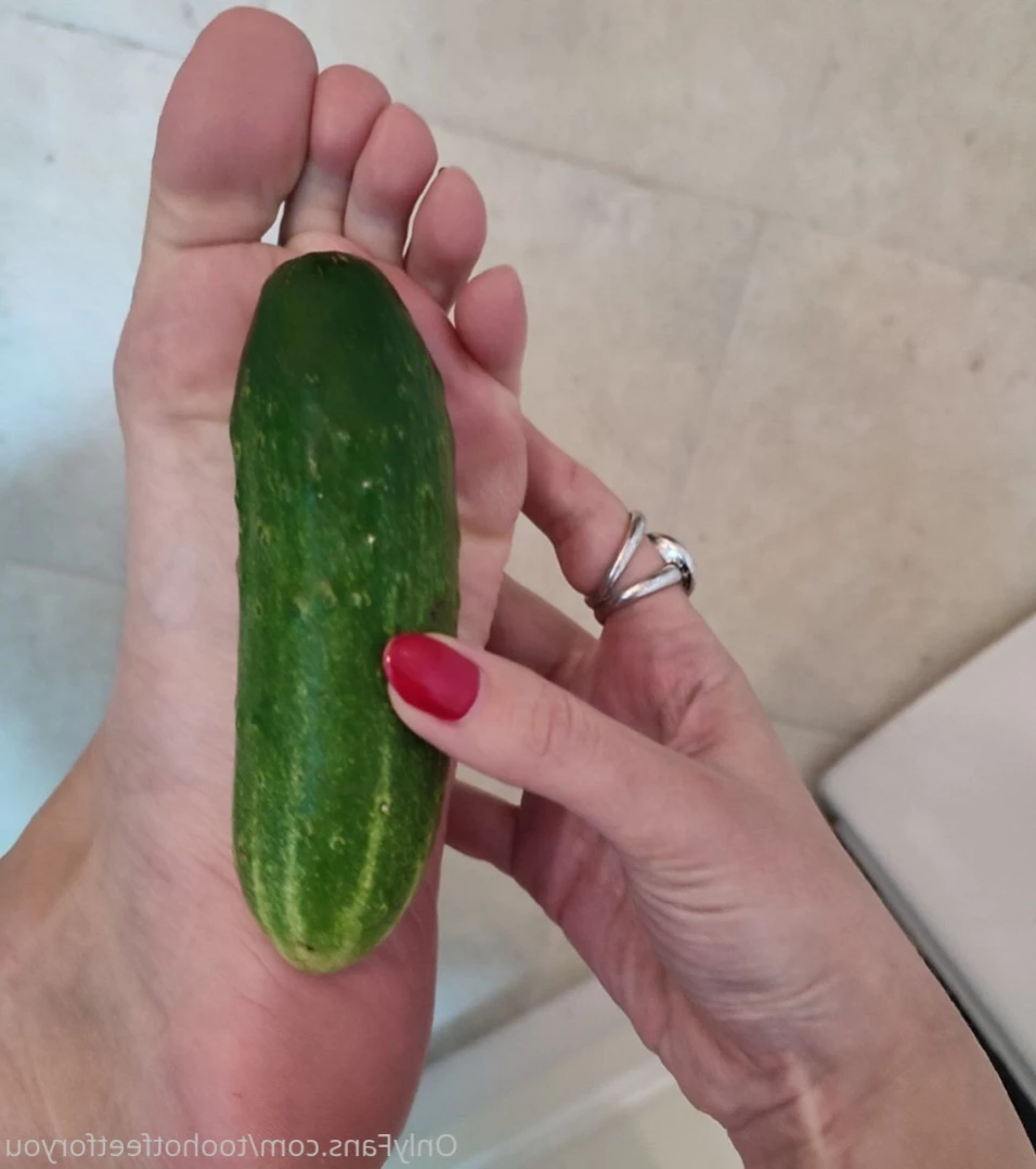 2hotfeet4you [ toohotfeetforyou ] Onlyfans leaked photo 13260833 on Hotleaks.tv