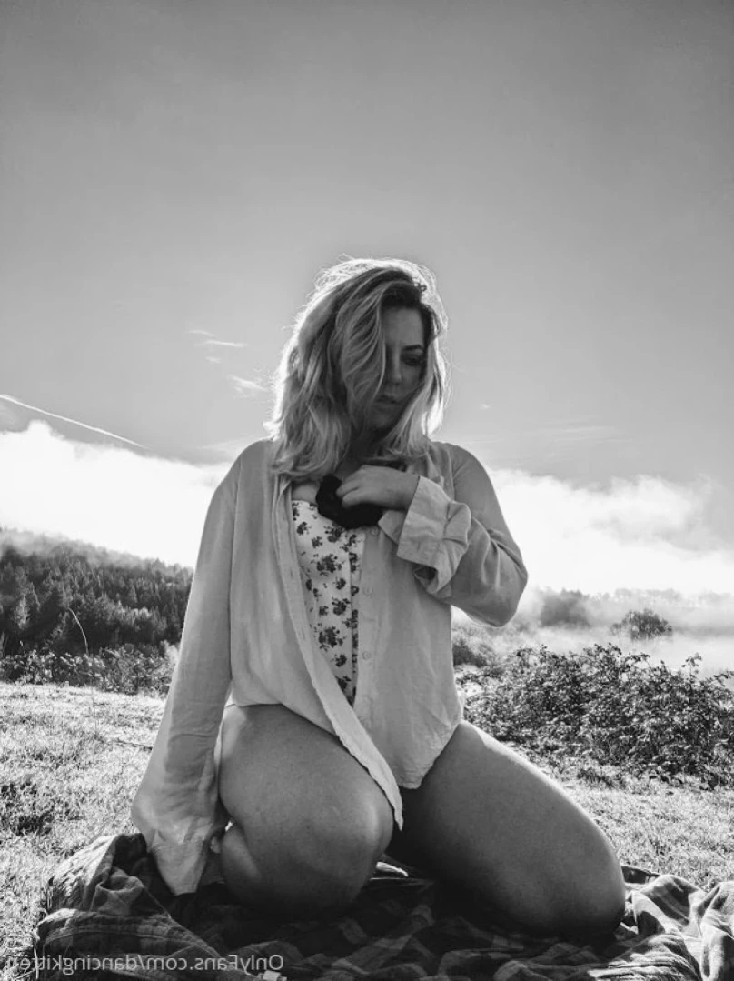 Claire Johnson [ dancingkitten ] Onlyfans leaked photo 12090256 on Hotleaks.tv