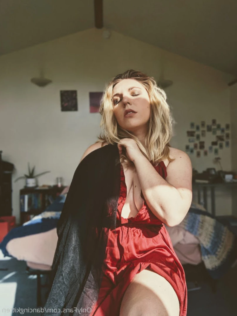 Claire Johnson [ dancingkitten ] Onlyfans leaked photo 12329119 on Hotleaks.tv