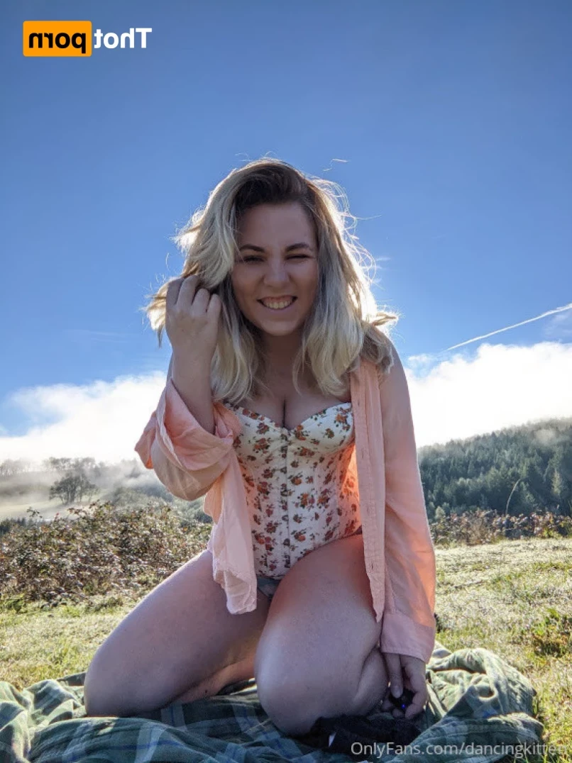 Claire Johnson [ dancingkitten ] Onlyfans leaked photo 12500812 on Hotleaks.tv