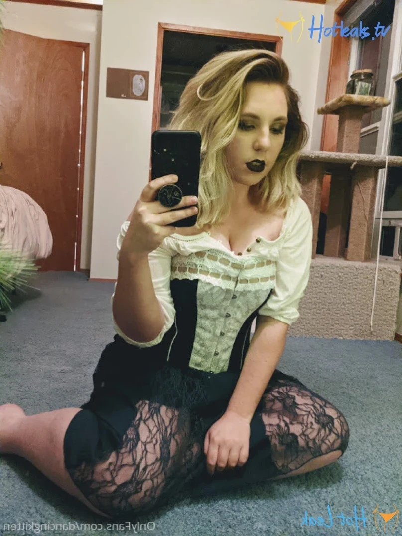 Claire Johnson [ dancingkitten ] Onlyfans leaked photo 12645866 on Hotleaks.tv
