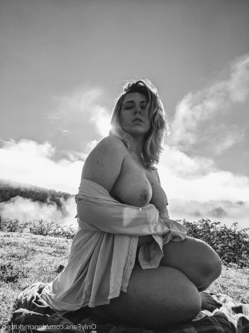 Claire Johnson [ dancingkitten ] Onlyfans leaked photo 12651092 on Hotleaks.tv