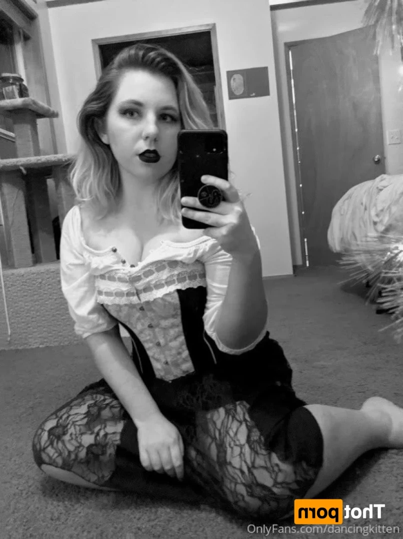 Claire Johnson [ dancingkitten ] Onlyfans leaked photo 12705169 on Hotleaks.tv