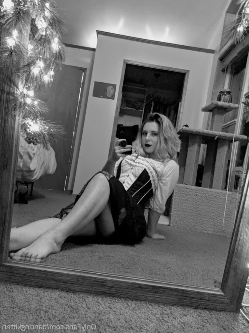 Claire Johnson [ dancingkitten ] Onlyfans leaked photo 12741816 on Hotleaks.tv