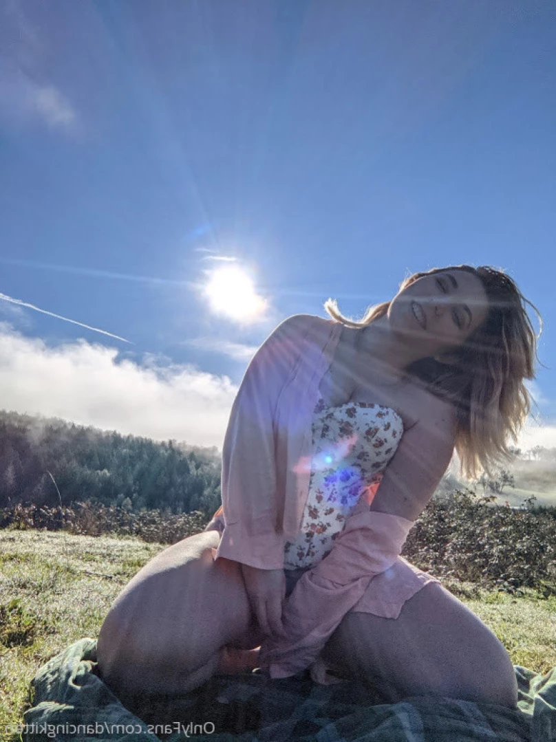 Claire Johnson [ dancingkitten ] Onlyfans leaked photo 12765863 on Hotleaks.tv