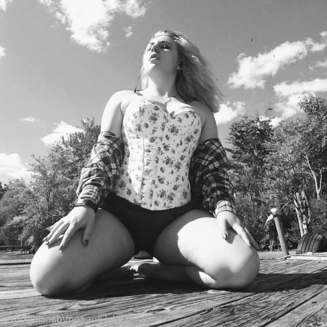 Claire Johnson [ dancingkitten ] Onlyfans leaked photo 13596657 on Hotleaks.tv