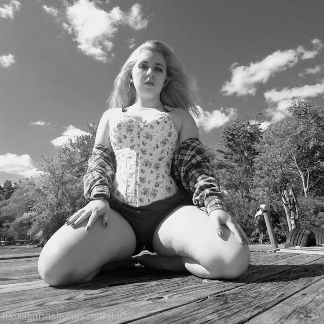 Claire Johnson [ dancingkitten ] Onlyfans leaked photo 15533017 on Hotleaks.tv