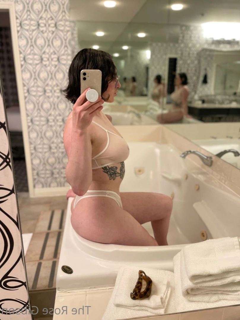 Rose Gibson [ rosegibson ] Onlyfans leaked photo 10905731 on Hotleaks.tv
