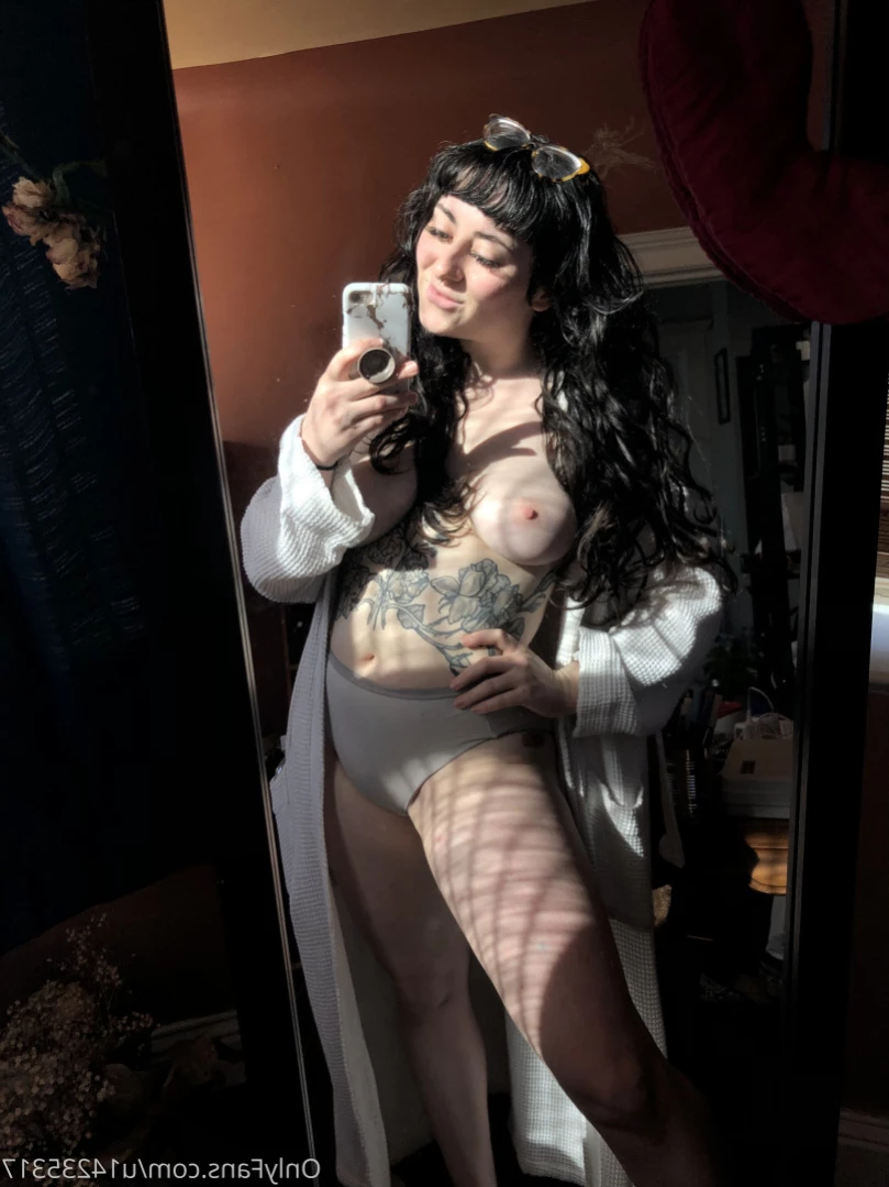 Rose Gibson [ rosegibson ] Onlyfans leaked photo 13121349 on Hotleaks.tv