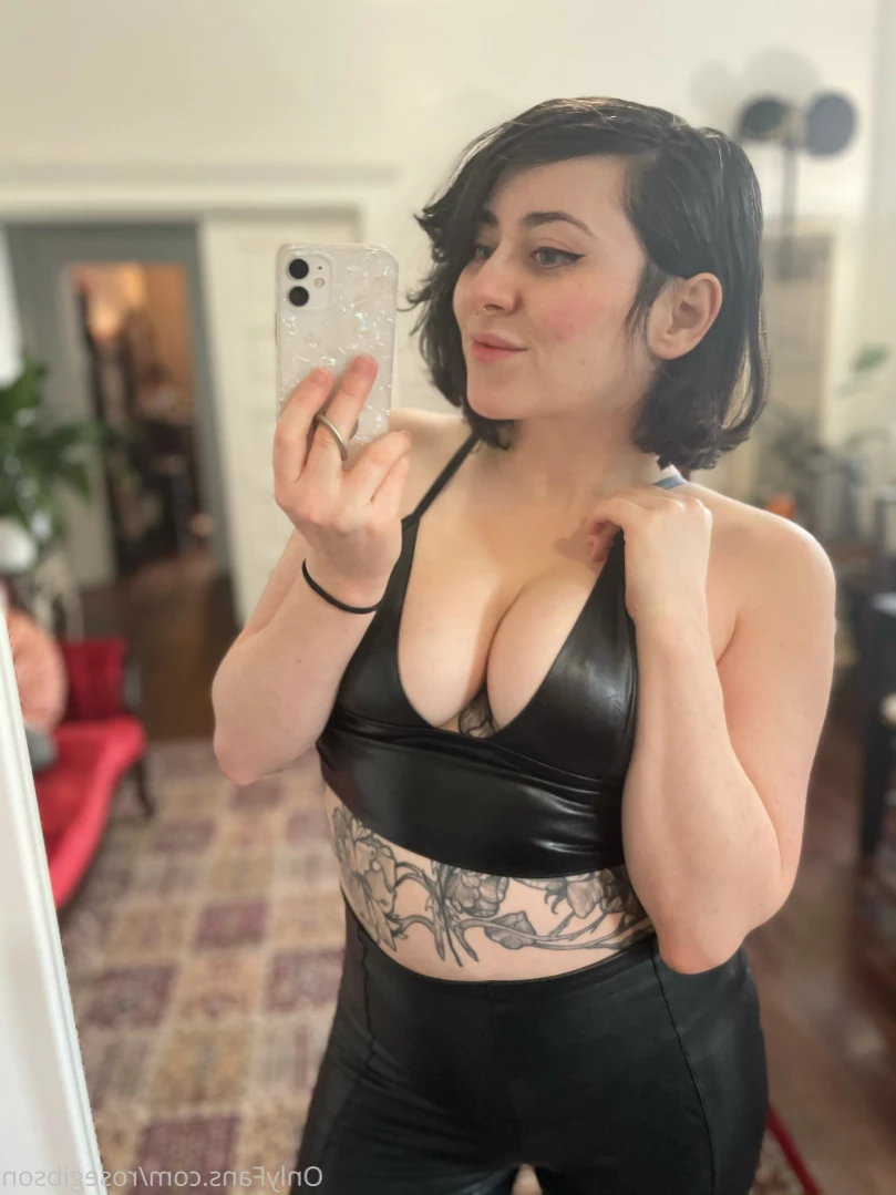 Rose Gibson [ rosegibson ] Onlyfans leaked photo 13122717 on Hotleaks.tv