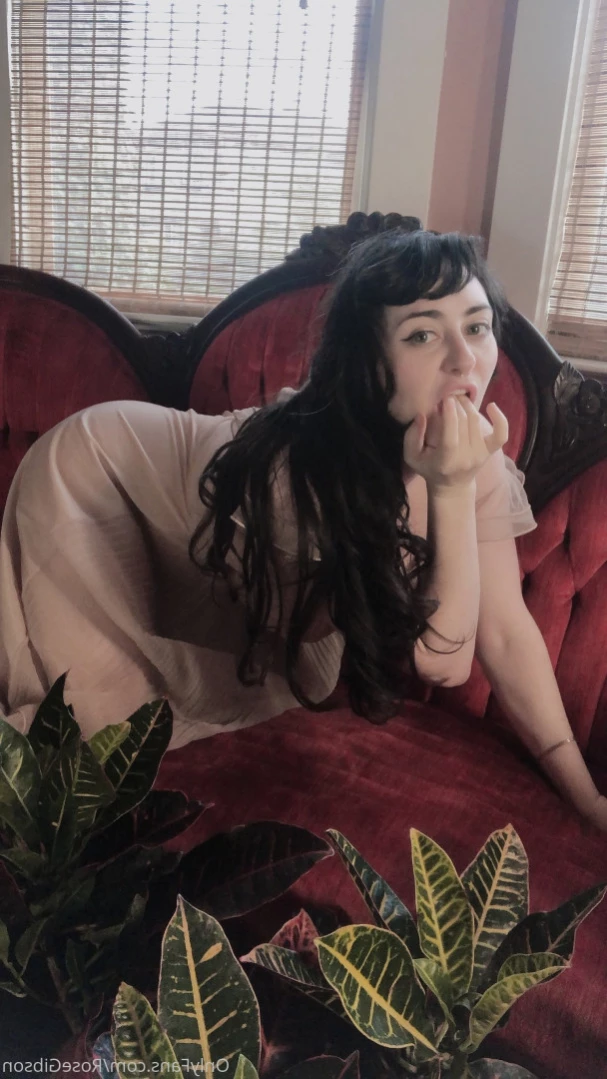Rose Gibson [ rosegibson ] Onlyfans leaked photo 13123010 on Hotleaks.tv