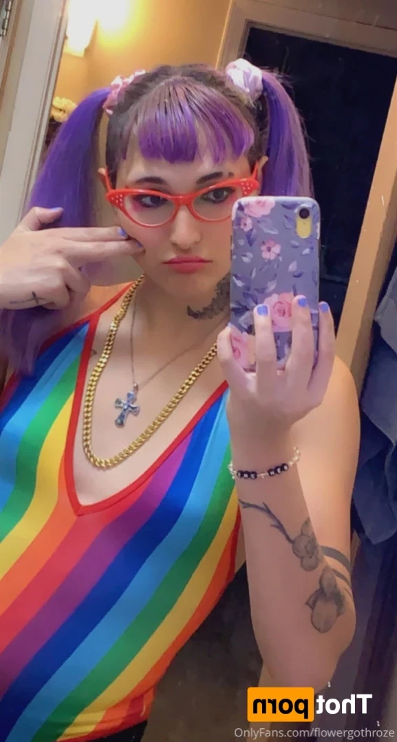flowergothroze Onlyfans leaked photo 13478949 on Hotleaks.tv