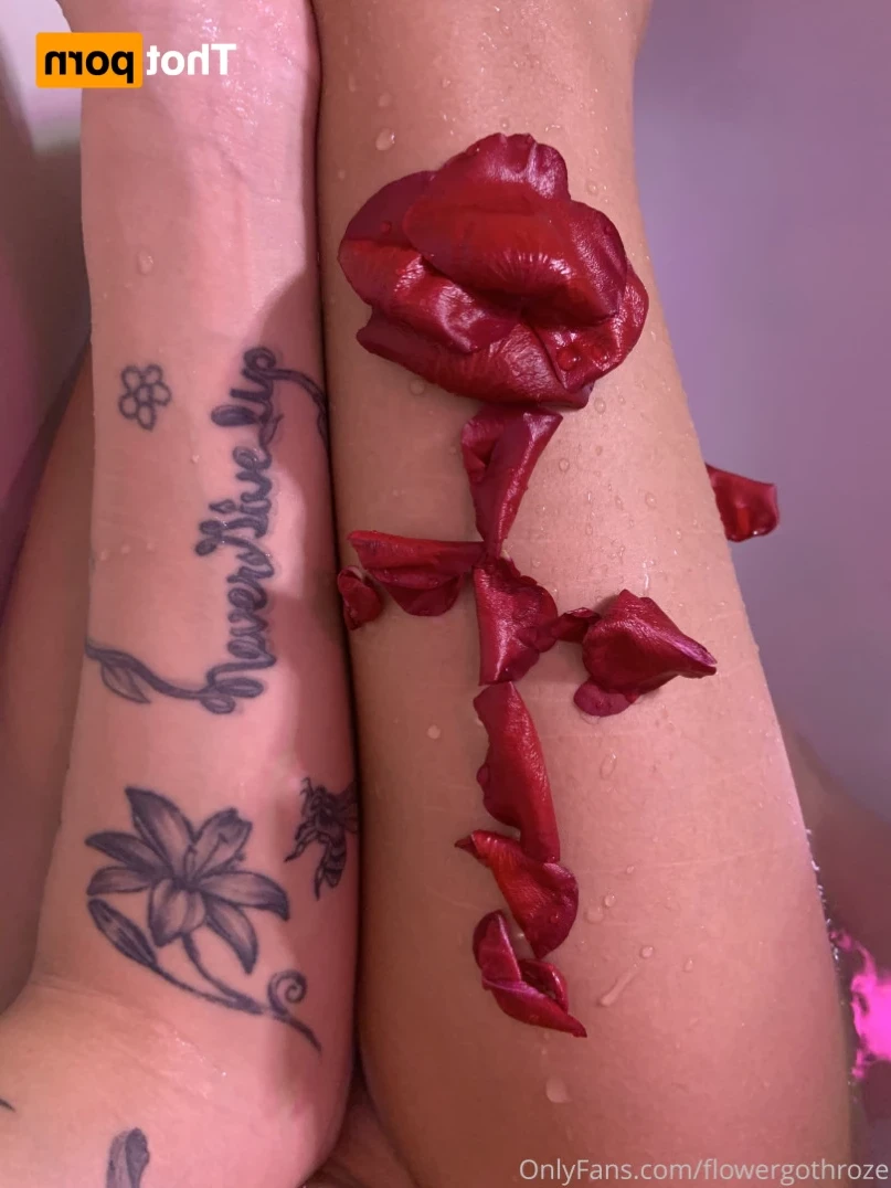 flowergothroze Onlyfans leaked photo 13485552 on Hotleaks.tv