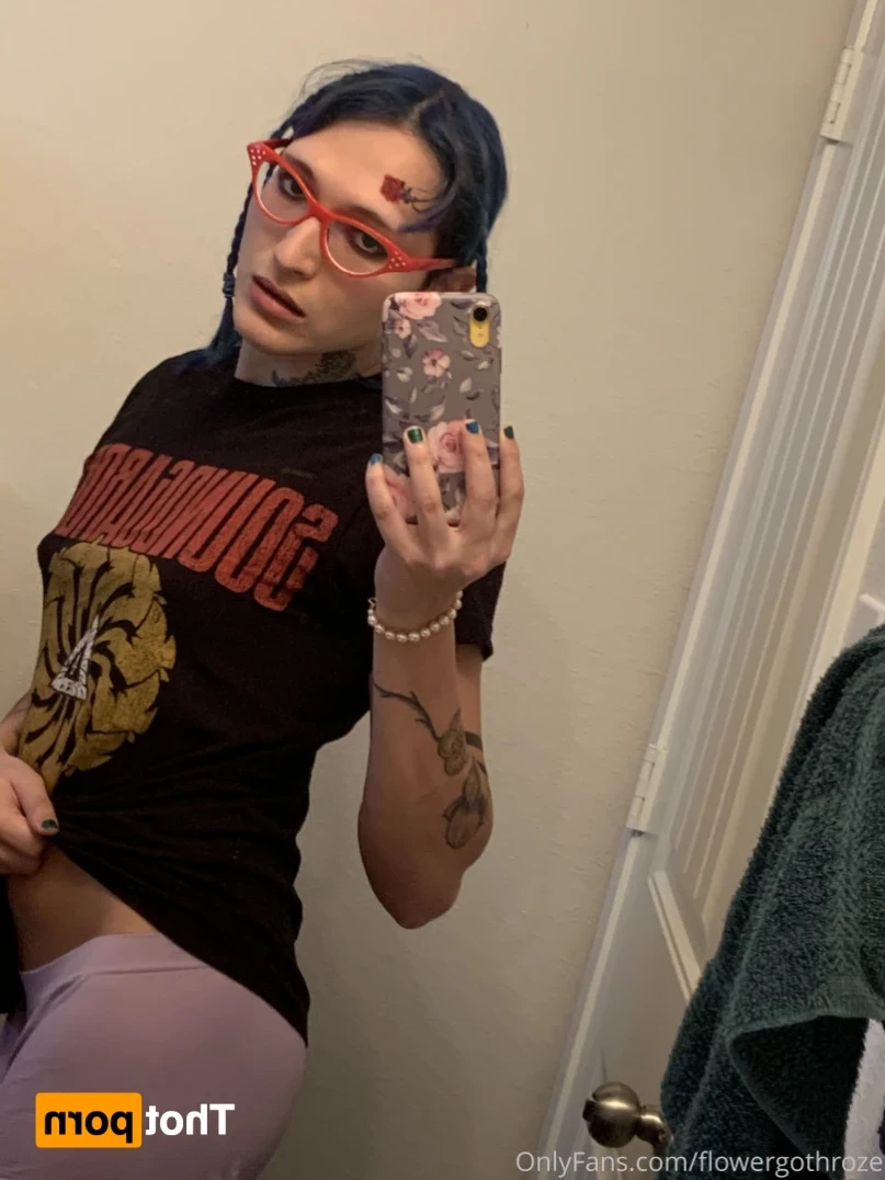 flowergothroze Onlyfans leaked photo 13490797 on Hotleaks.tv