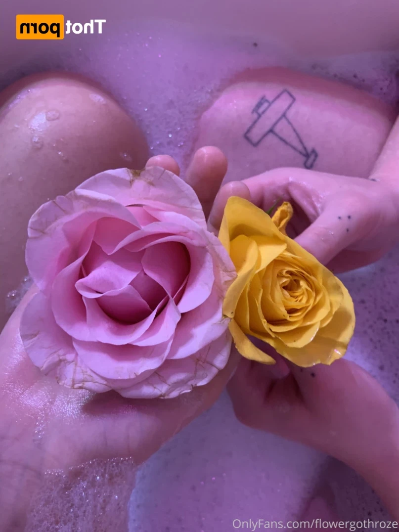 flowergothroze Onlyfans leaked photo 13491145 on Hotleaks.tv