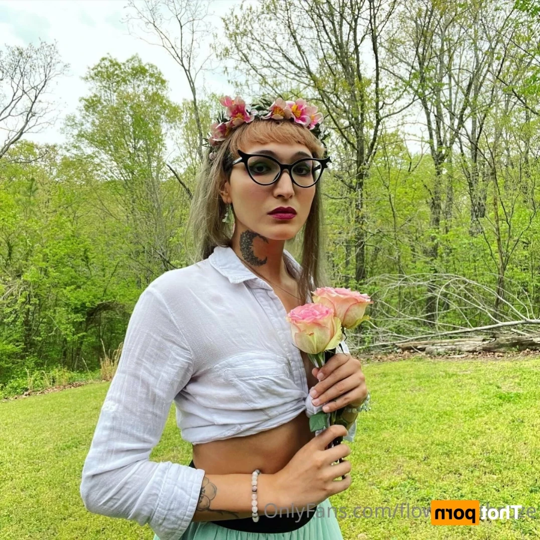 flowergothroze Onlyfans leaked photo 13491663 on Hotleaks.tv