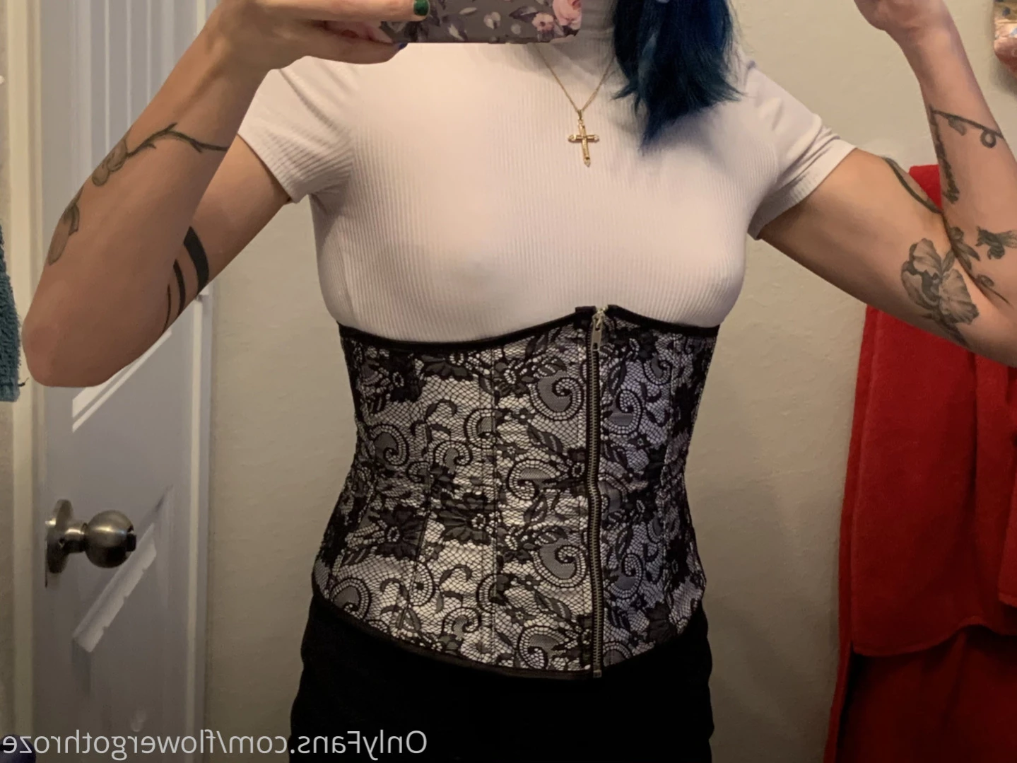 flowergothroze Onlyfans leaked photo 14682552 on Hotleaks.tv