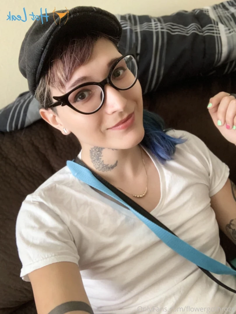 flowergothroze Onlyfans leaked photo 15934149 on Hotleaks.tv