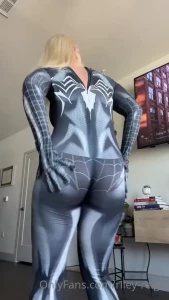 Riley Reign [ riley-reign ] Onlyfans leaked video 14872548 on Hotleaks.tv