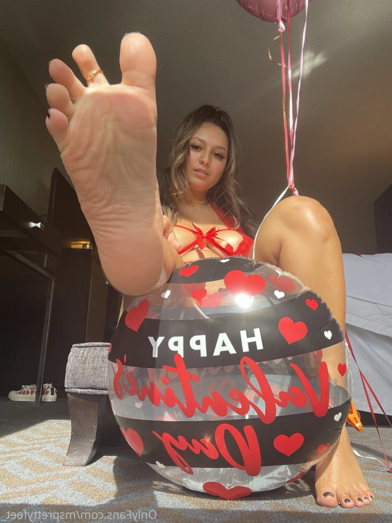 msprettyfeet_ Onlyfans leaked photo 11414355 on Hotleaks.tv