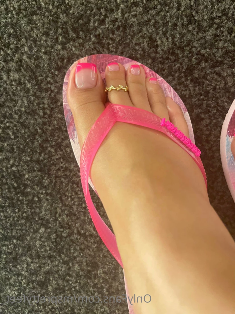 msprettyfeet_ Onlyfans leaked photo 14126188 on Hotleaks.tv