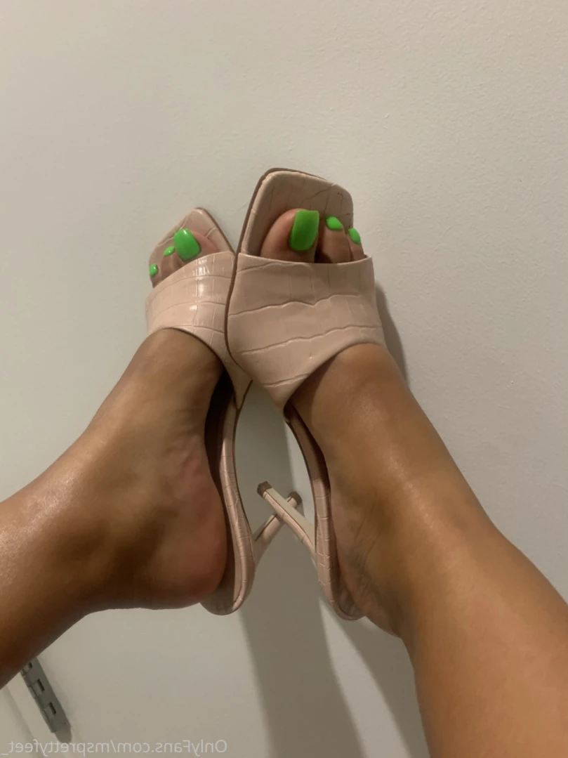 msprettyfeet_ Onlyfans leaked photo 15523615 on Hotleaks.tv