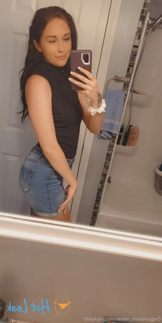 Hotwife Jenny🍉 [ water_melonsugar3 ] Onlyfans leaked photo 10867383 on Hotleaks.tv