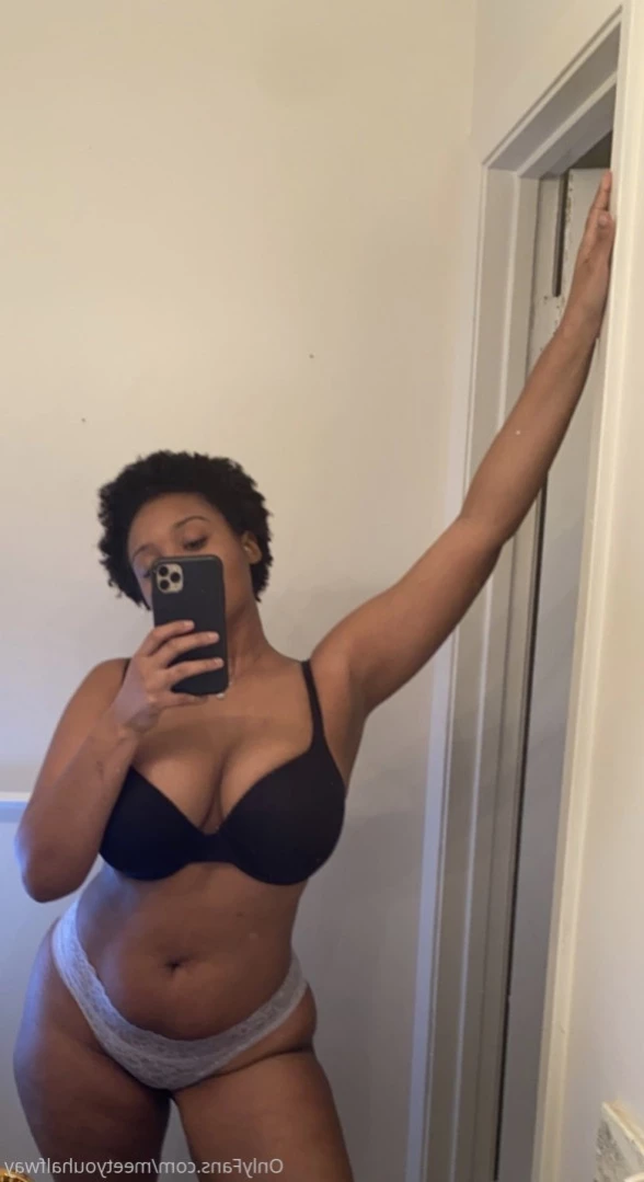 Marie [ meetyouhalfway ] Onlyfans leaked photo 11677622 on Hotleaks.tv
