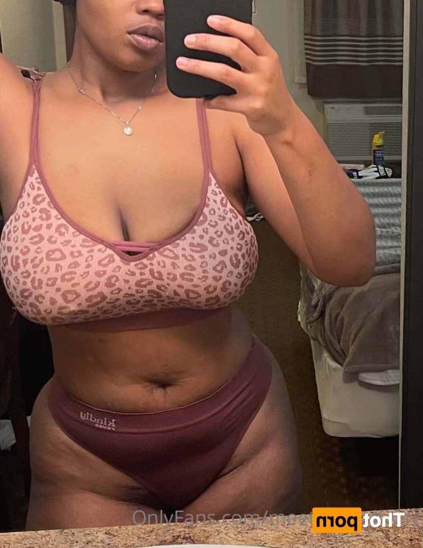 Marie [ meetyouhalfway ] Onlyfans leaked photo 12007527 on Hotleaks.tv