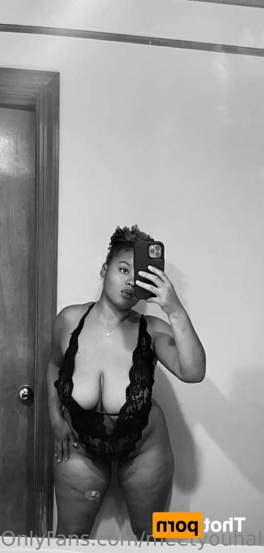 Marie [ meetyouhalfway ] Onlyfans leaked photo 12709947 on Hotleaks.tv