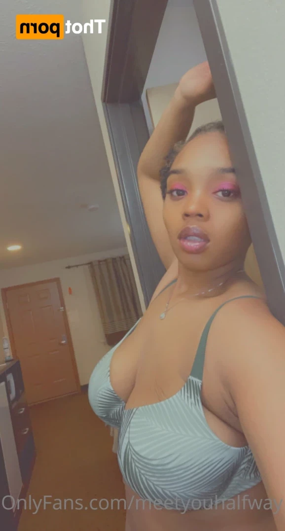 Marie [ meetyouhalfway ] Onlyfans leaked photo 13912924 on Hotleaks.tv