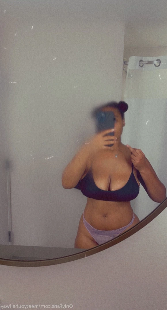 Marie [ meetyouhalfway ] Onlyfans leaked photo 14491045 on Hotleaks.tv