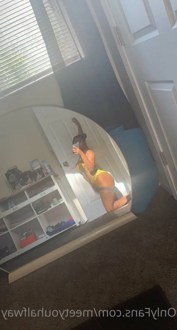 Marie [ meetyouhalfway ] Onlyfans leaked photo 15872586 on Hotleaks.tv