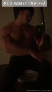 Reese ⚔️ 6'6" &amp; Hung (670+ Wall Posts) [ reesexxxl ] Onlyfans leaked video 11012511 on Hotleaks.tv