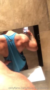 Reese ⚔️ 6'6" &amp; Hung (670+ Wall Posts) [ reesexxxl ] Onlyfans leaked video 12807772 on Hotleaks.tv