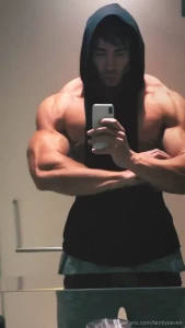 Reese ⚔️ 6'6" &amp; Hung (670+ Wall Posts) [ reesexxxl ] Onlyfans leaked video 13294705 on Hotleaks.tv
