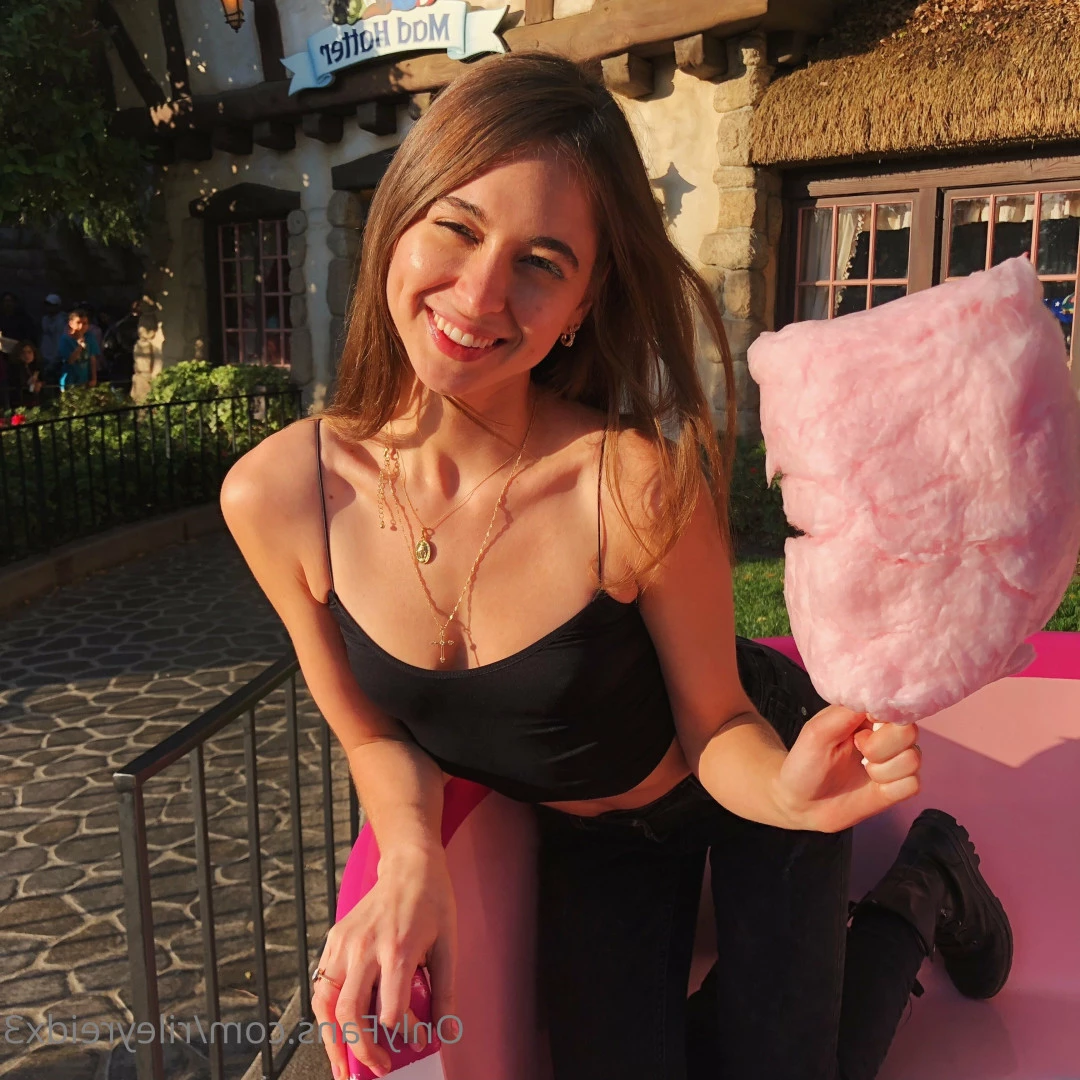 Riley Reid [ rileyreidx3 ] Onlyfans leaked photo 6473280 on Hotleaks.tv