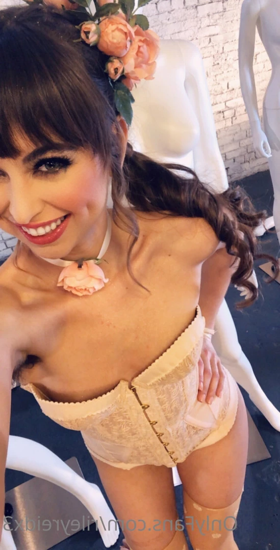 Riley Reid [ rileyreidx3 ] Onlyfans leaked photo 6478235 on Hotleaks.tv
